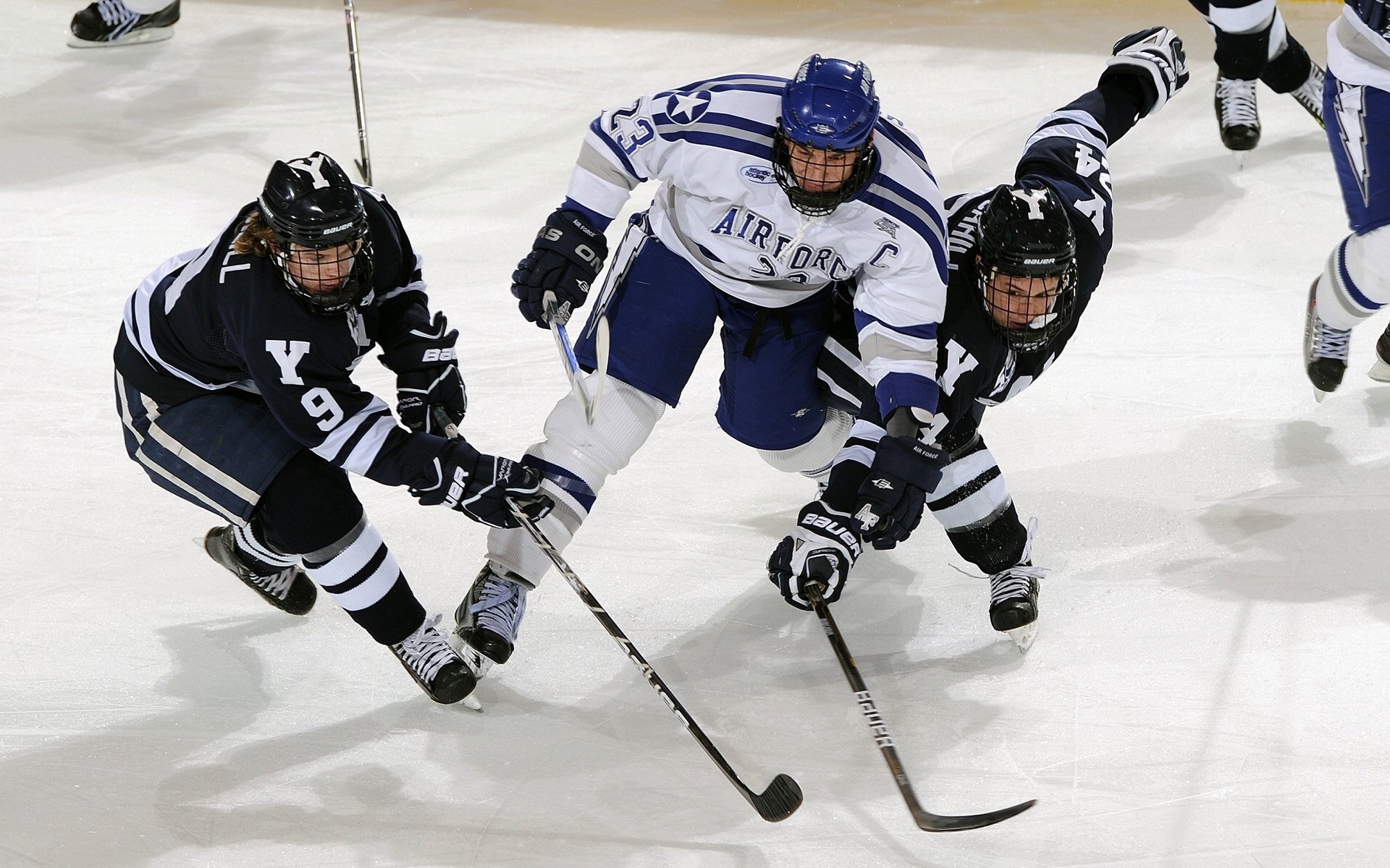 银箭陨落之夜，威廉姆斯绝杀迈凯伦，阿隆索的最后一舞点燃赛场