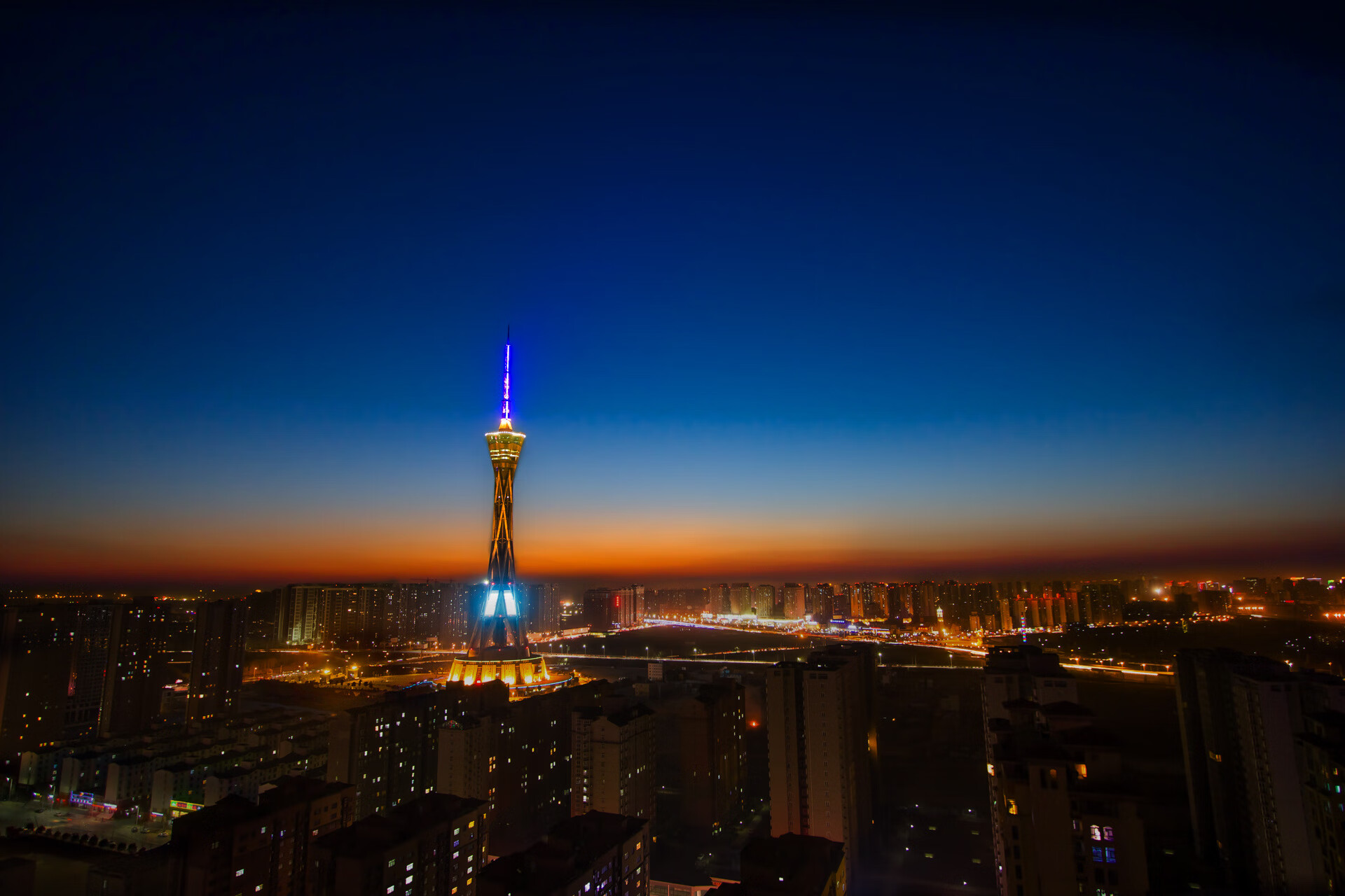 独舞的王座,基耶萨统治贝蒂斯对阵切尔西之夜