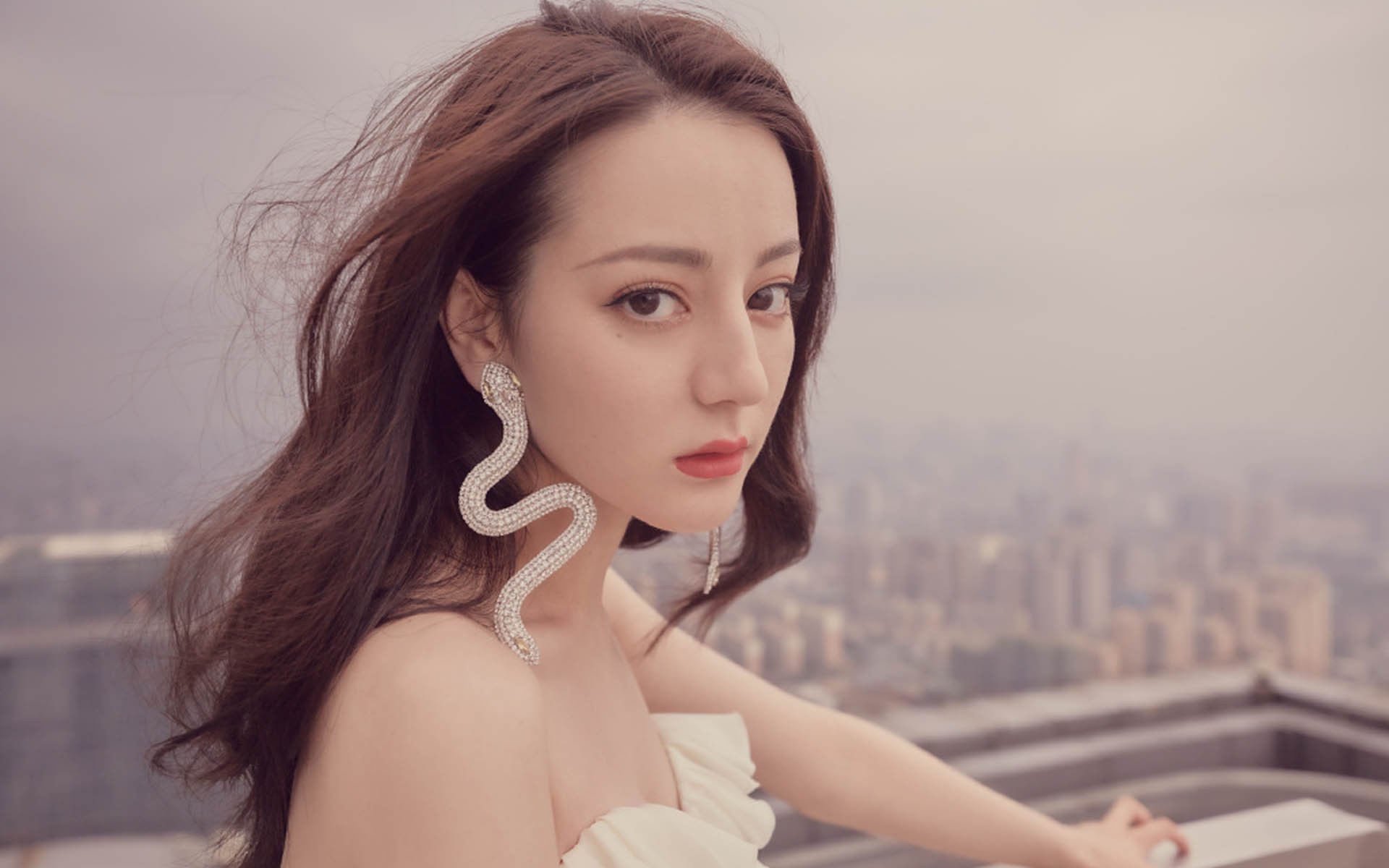 指挥官之夜,罗德里一锤定音,勒沃库森钢铁洪流碾过马德里竞技