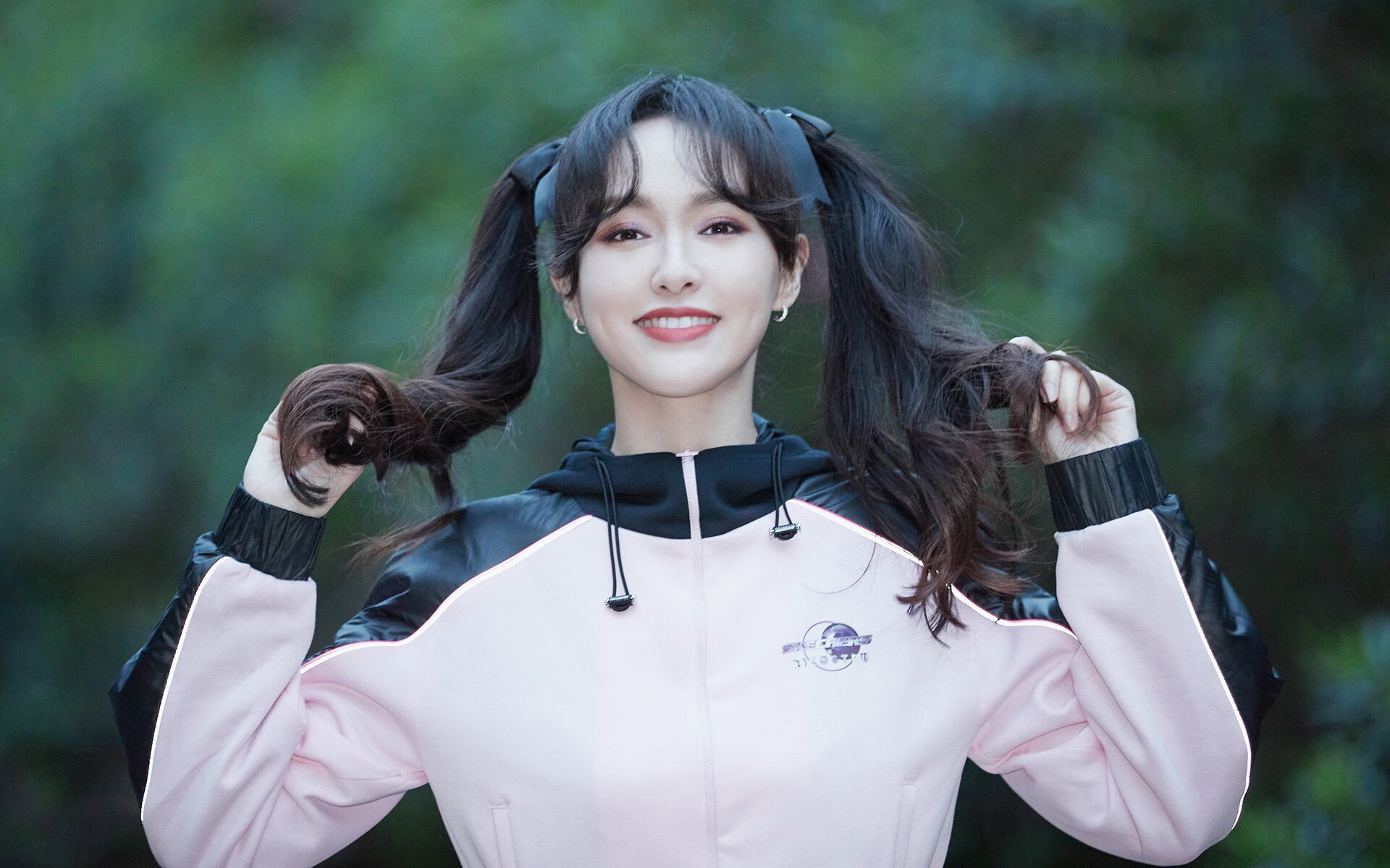 绝境擎旗者,文班亚马末节封神,深圳队怒踏黄蜂夺关键胜